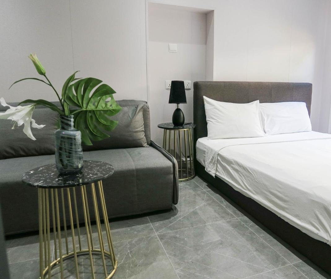 Căn hộ Deluxe & By Rr