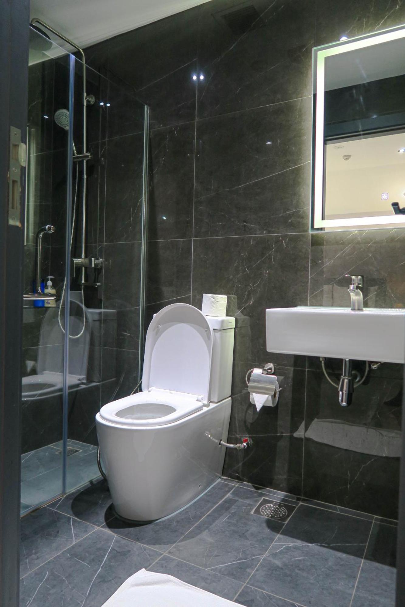 Căn hộ Deluxe & By Rr